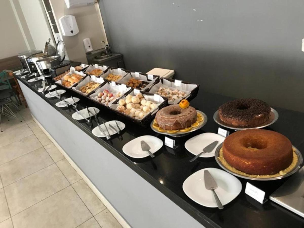 Summit Suites Hotel ピンダモニャンガバ エクステリア 写真