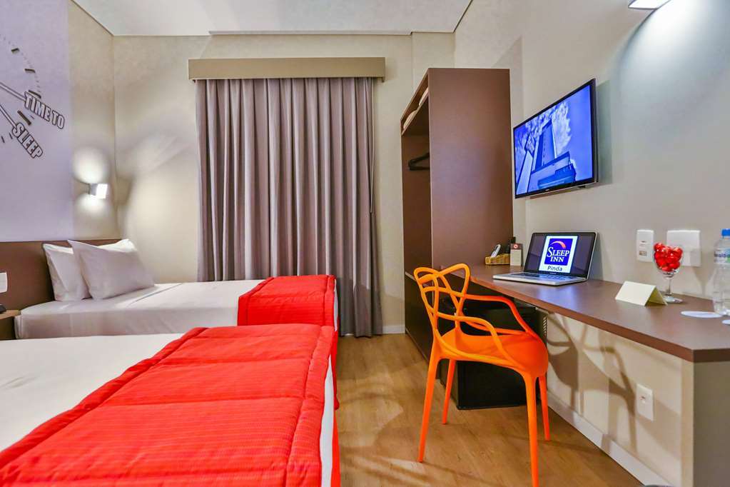 Summit Suites Hotel ピンダモニャンガバ 部屋 写真